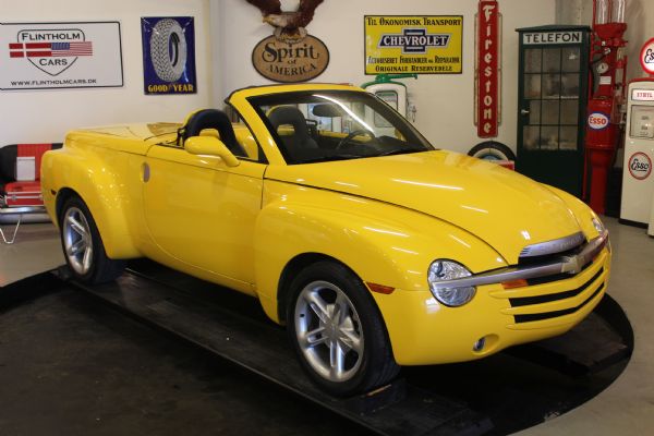 Chevrolet SSR Pick up Cab